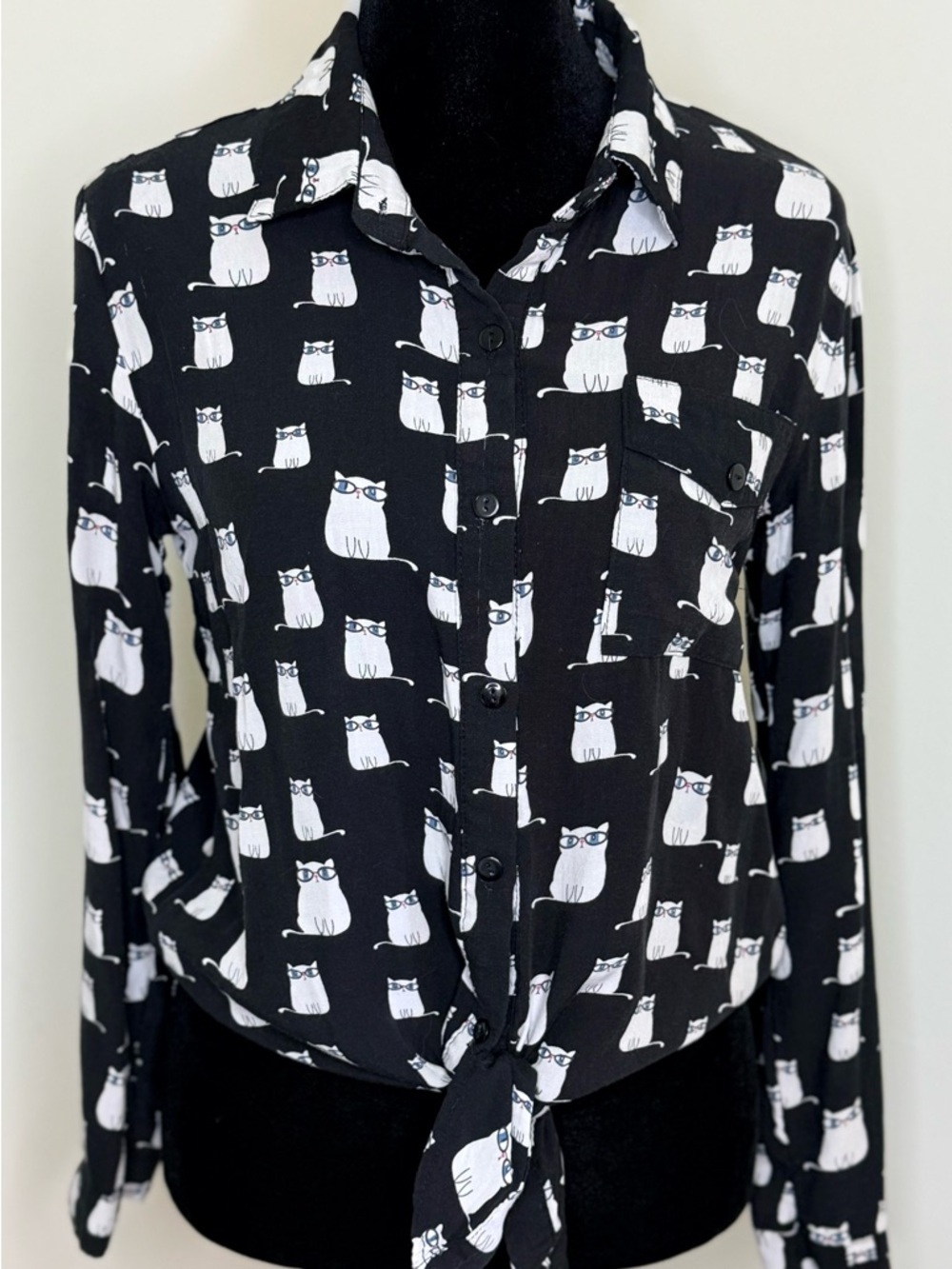 Love Notes preppy Cat button front tie front long sleeve shirt nerdy chic cat sm